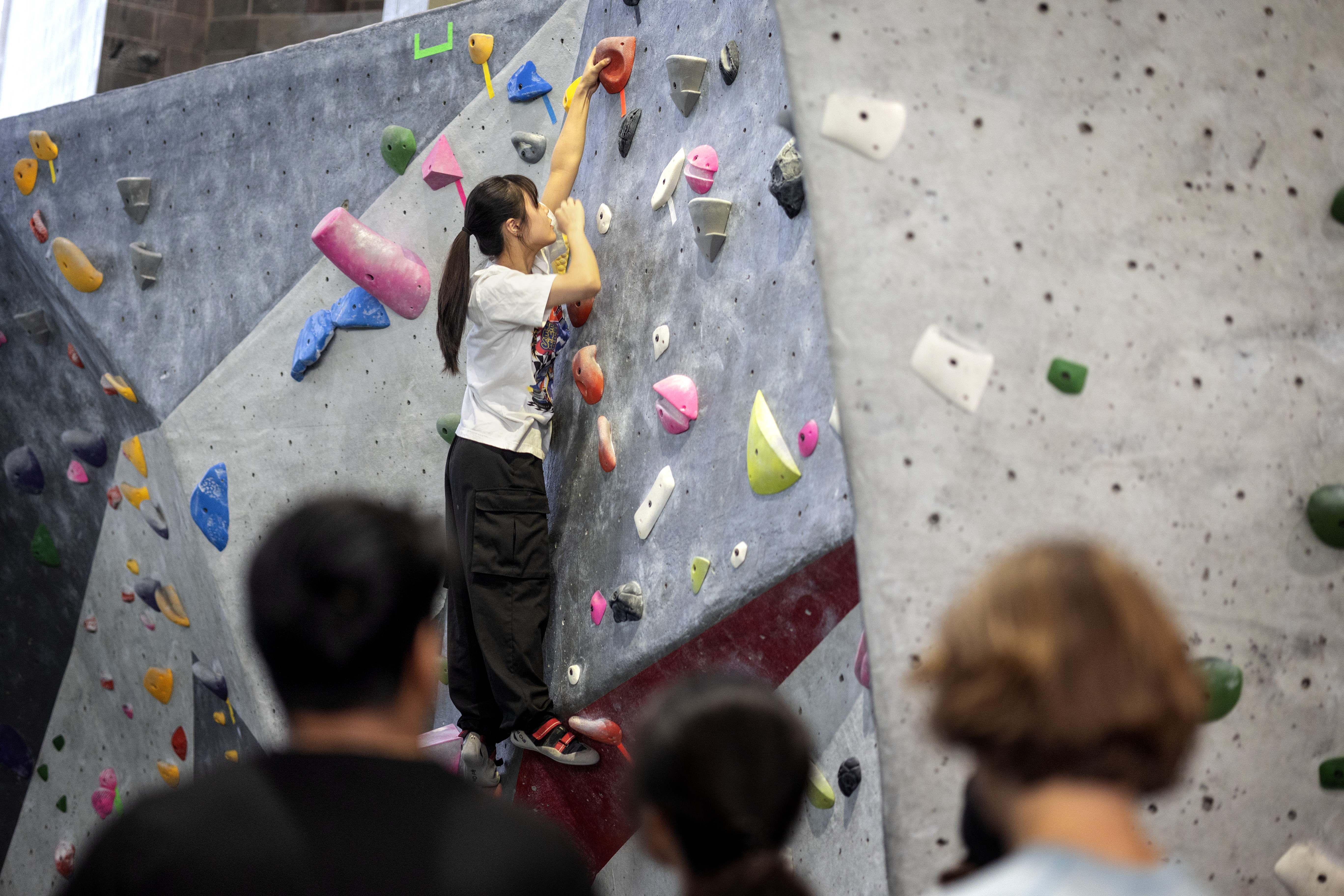 A climbing class at the Lindseth Climbing Center in Bartels Hall.