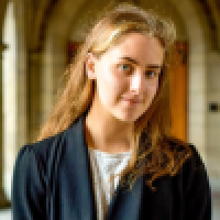 Julianna Rose author photo.