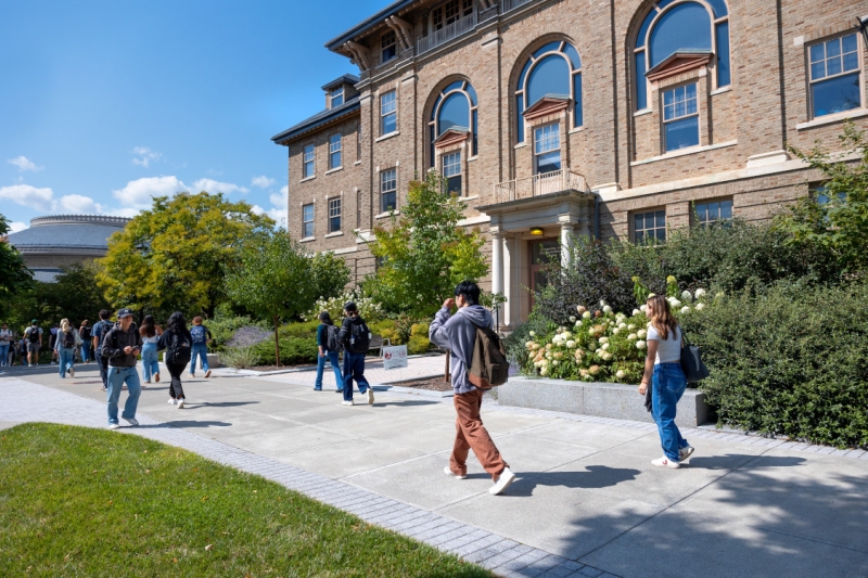 Students on the Ag Quad.