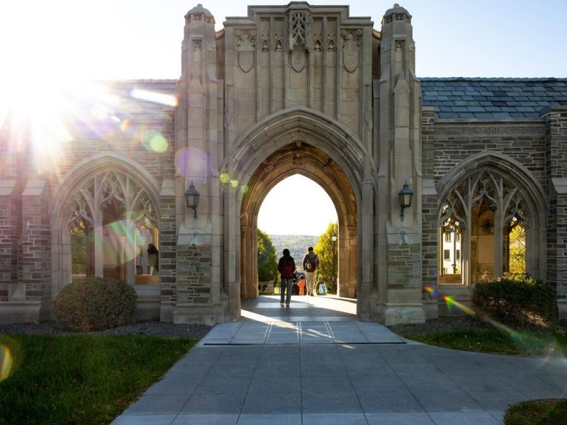 Scenes from around the Arts Quad on Thursday, October 16, 2025.
