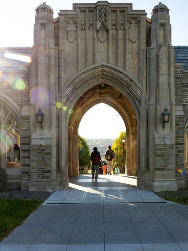 Scenes from around the Arts Quad on Thursday, October 16, 2025.