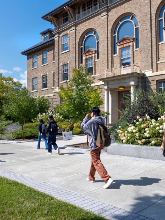 Students on the Ag Quad.